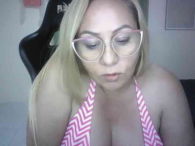 Mariana0x webcam