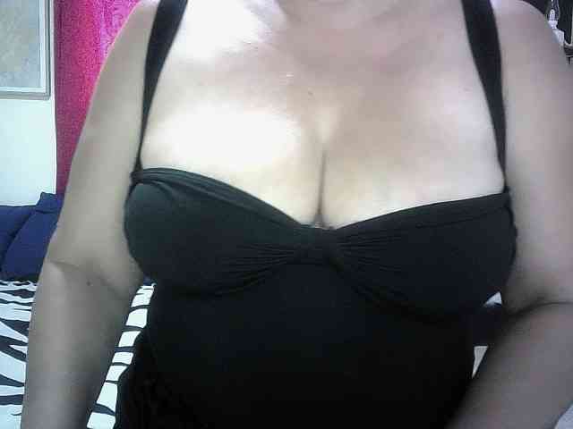 Mariana0x webcam