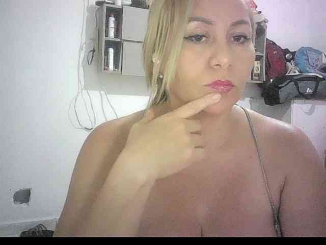 Mariana0x webcam