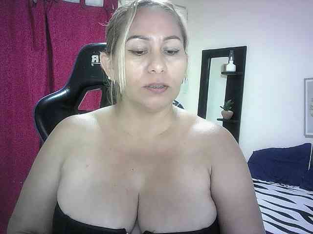 Mariana0x webcam