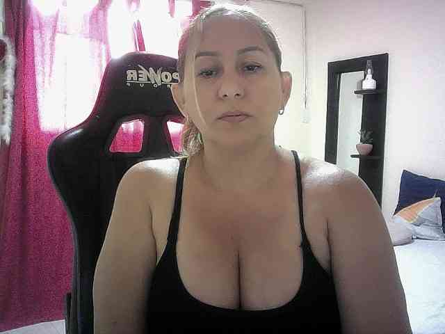 Mariana0x webcam