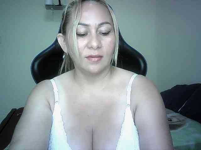 Mariana0x webcam