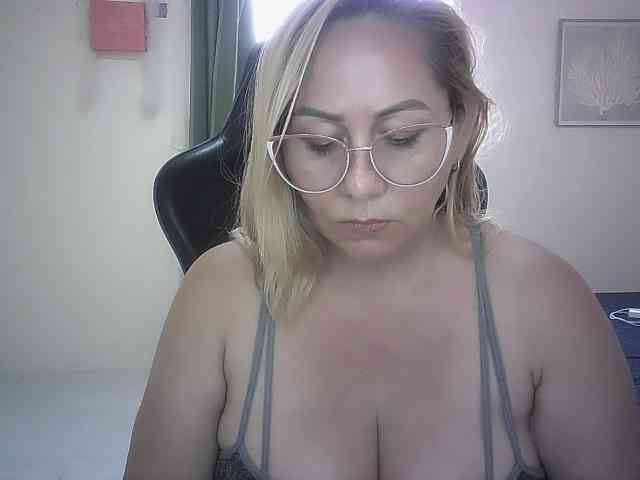Mariana0x webcam