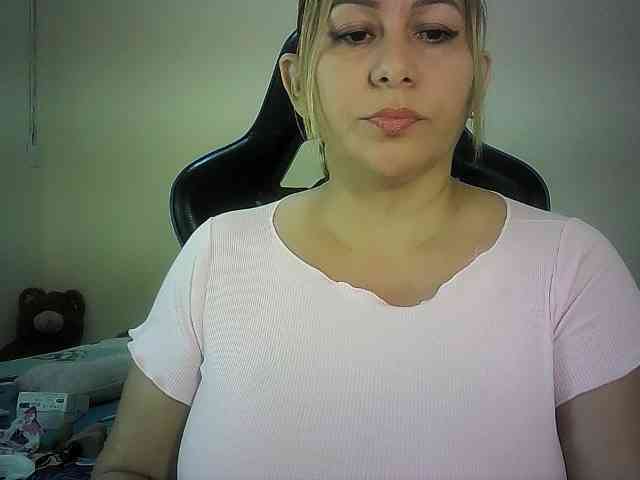 Mariana0x webcam