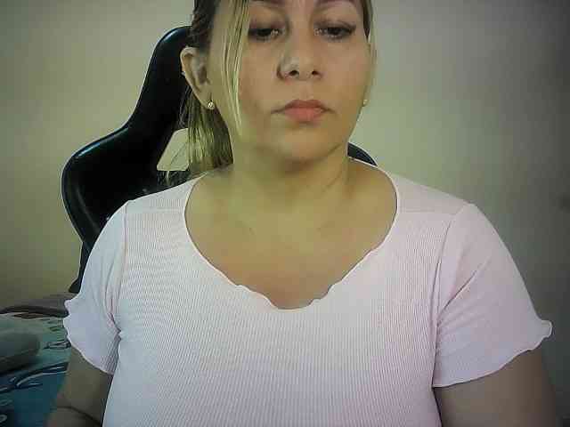 Mariana0x webcam