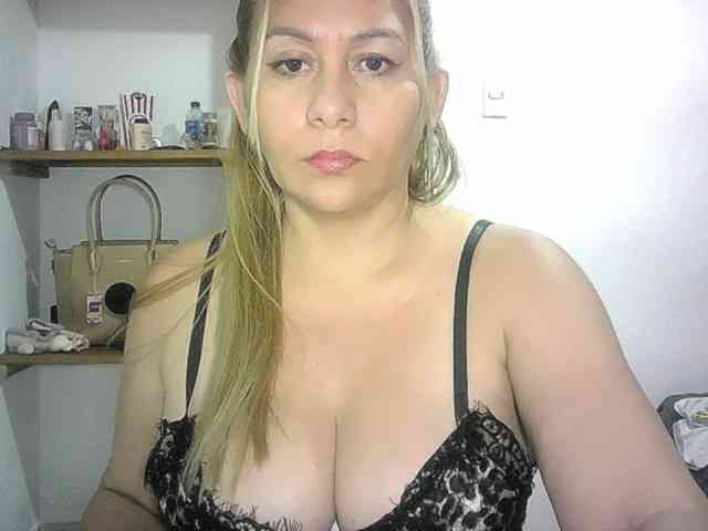 Mariana0x webcam