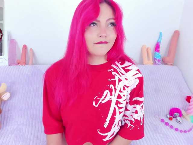 CloeeLovee live cam on BongaCams