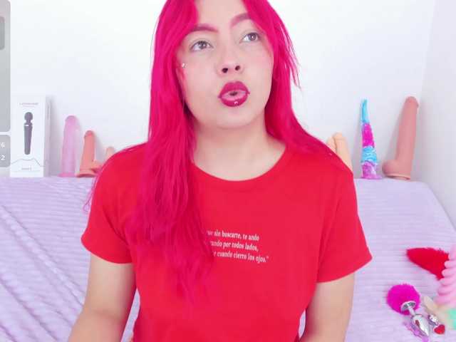 CloeeLovee live cam on BongaCams