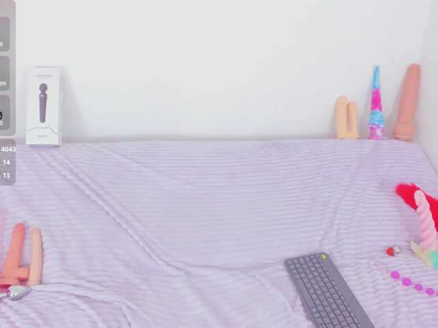 CloeeLovee live cam on BongaCams