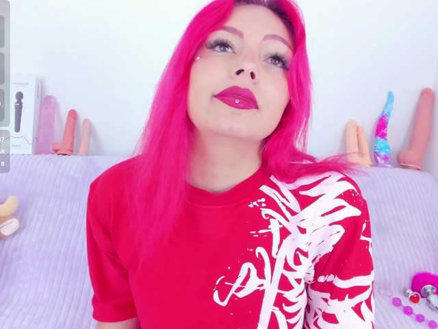 CloeeLovee live webcam show