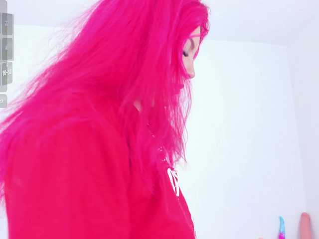 CloeeLovee live webcam show