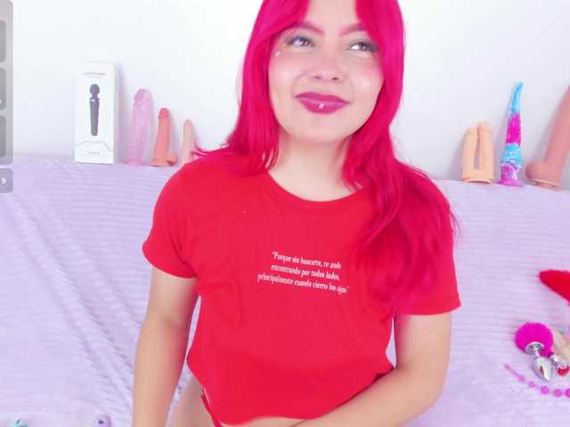 CloeeLovee live cam on BongaCams
