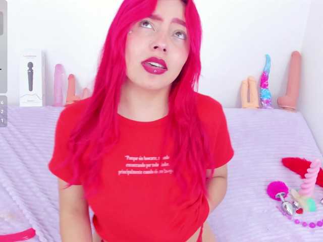 CloeeLovee live cam on BongaCams