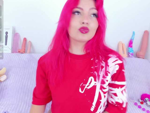 CloeeLovee live webcam show
