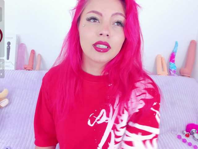 CloeeLovee live webcam show