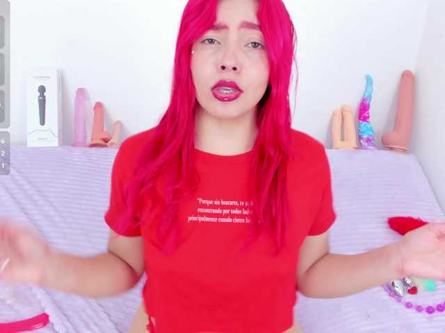 CloeeLovee live cam on BongaCams