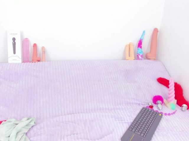 CloeeLovee live webcam show