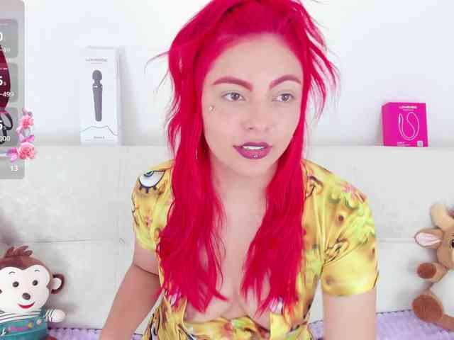 CloeeLovee webcam