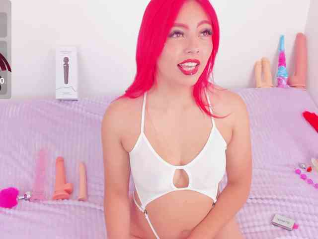 CloeeLovee webcam