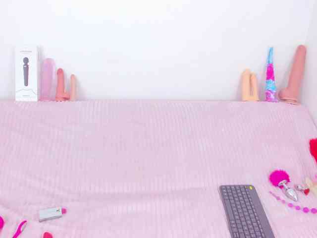 CloeeLovee webcam