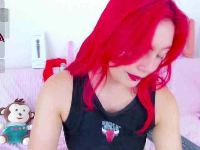CloeeLovee webcam