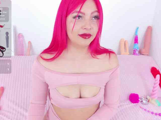 CloeeLovee webcam
