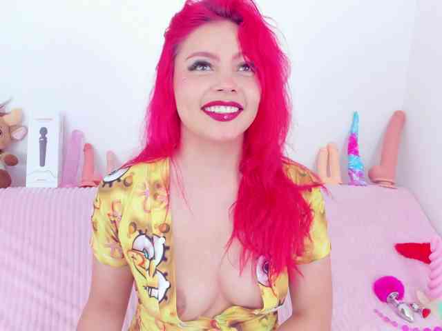 CloeeLovee webcam