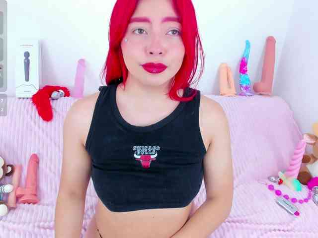 CloeeLovee webcam