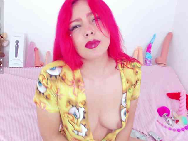 CloeeLovee webcam