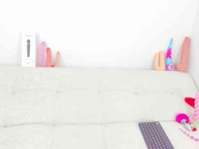 CloeeLovee webcam
