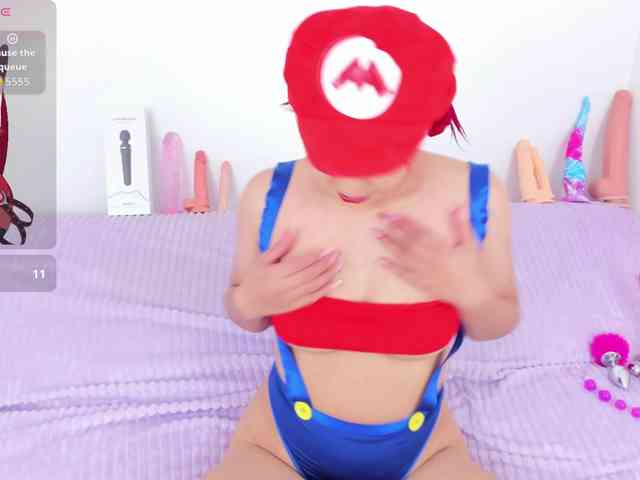 CloeeLovee webcam