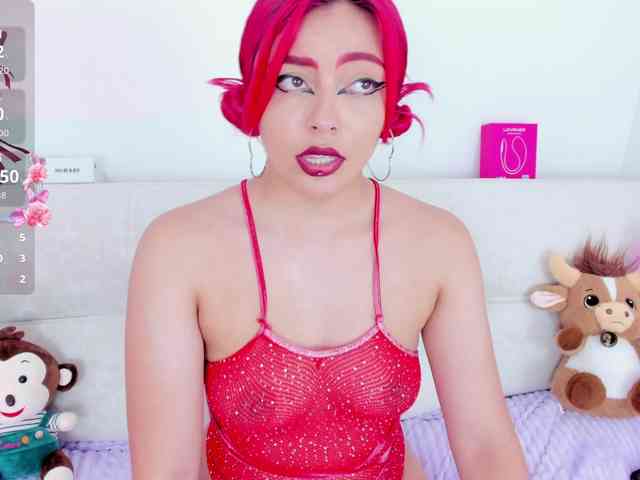 CloeeLovee webcam