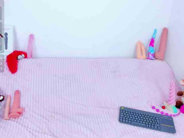 CloeeLovee webcam