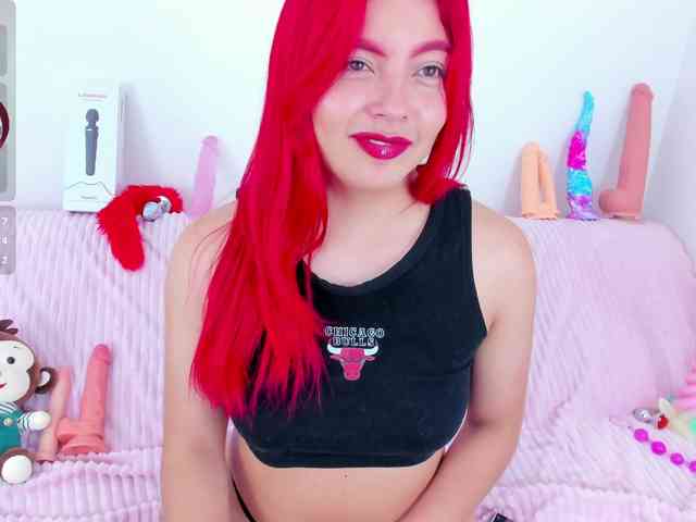CloeeLovee webcam