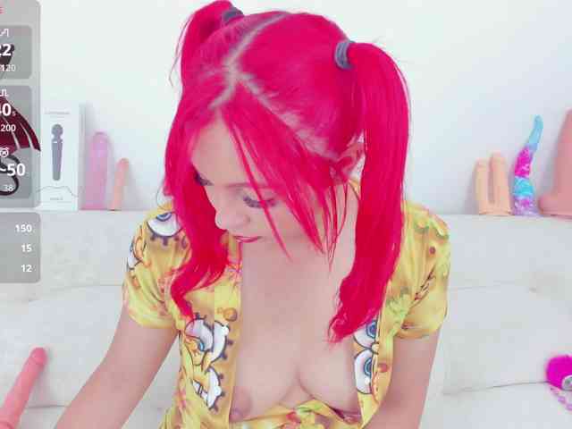CloeeLovee webcam