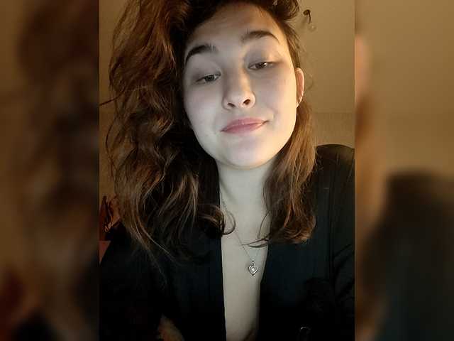 Aphrovea's BongaCams show and profile