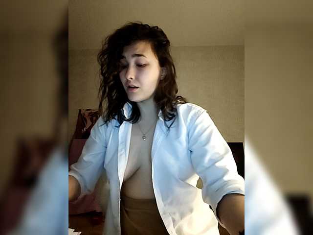 Aphrovea's BongaCams show and profile