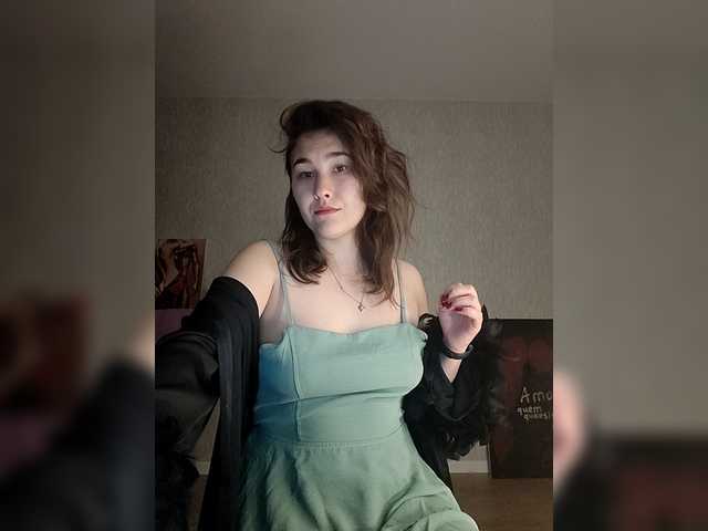 Aphrovea's BongaCams show and profile