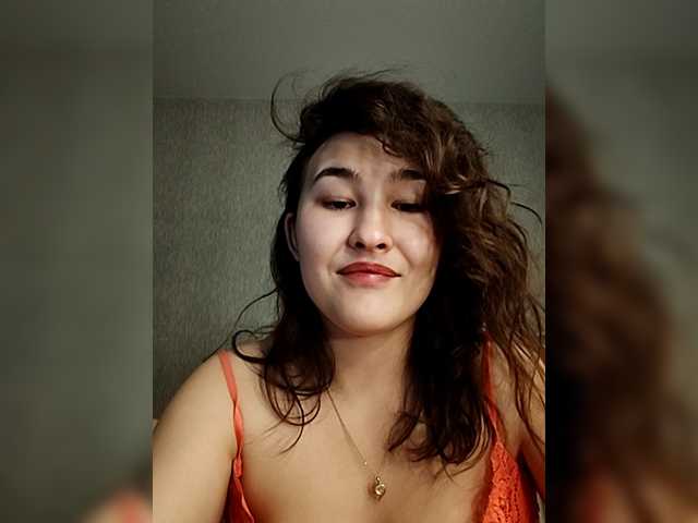 Aphrovea's BongaCams show and profile