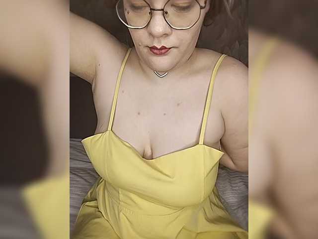 VikiMeow live cam on BongaCams