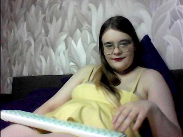 VikiMeow live cam on BongaCams