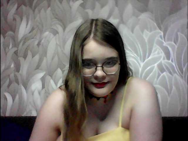 VikiMeow live cam on BongaCams