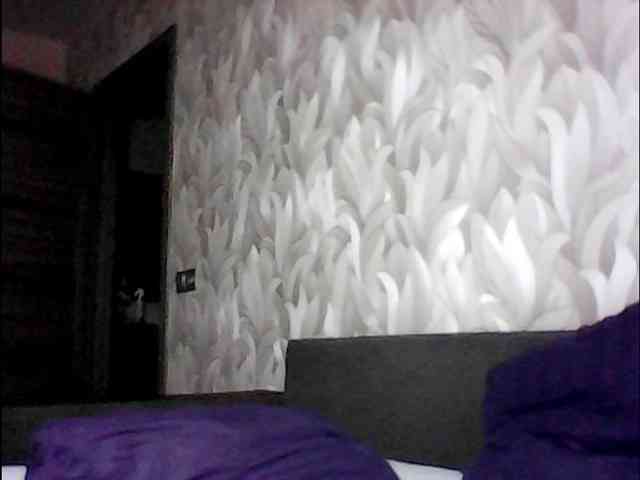 VikiMeow webcam