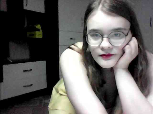 VikiMeow webcam