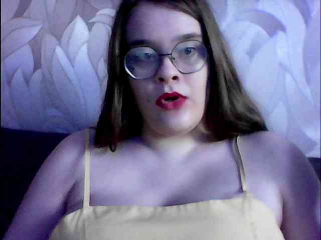 VikiMeow webcam