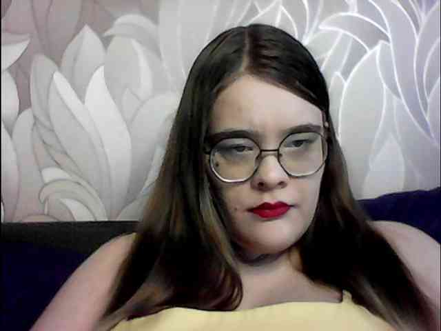 VikiMeow webcam