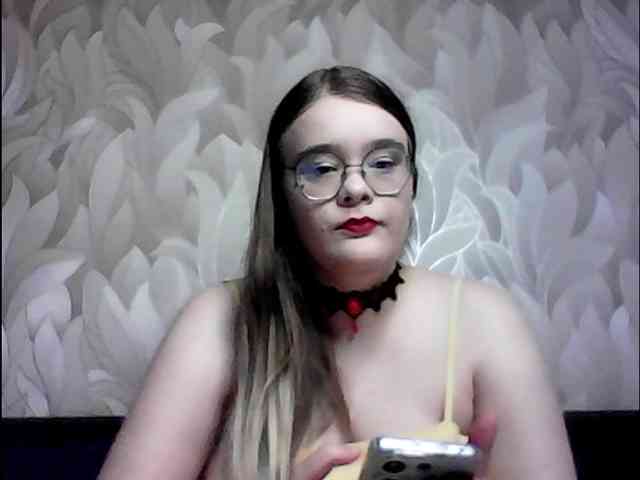 VikiMeow webcam