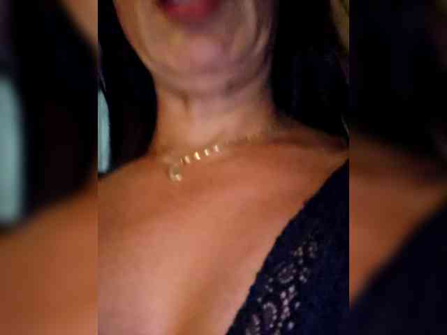 Modelo: Brunette69