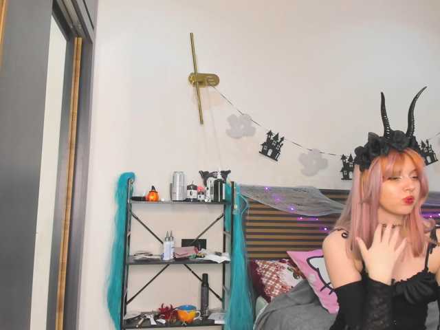 LucyStars live cam on BongaCams