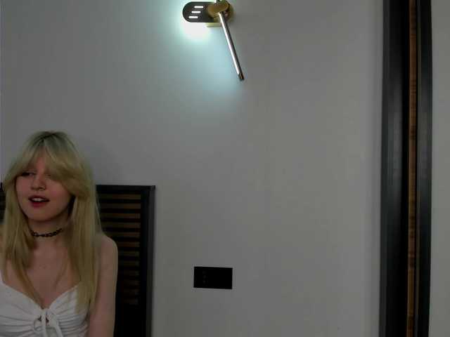 LucyStars live cam on BongaCams